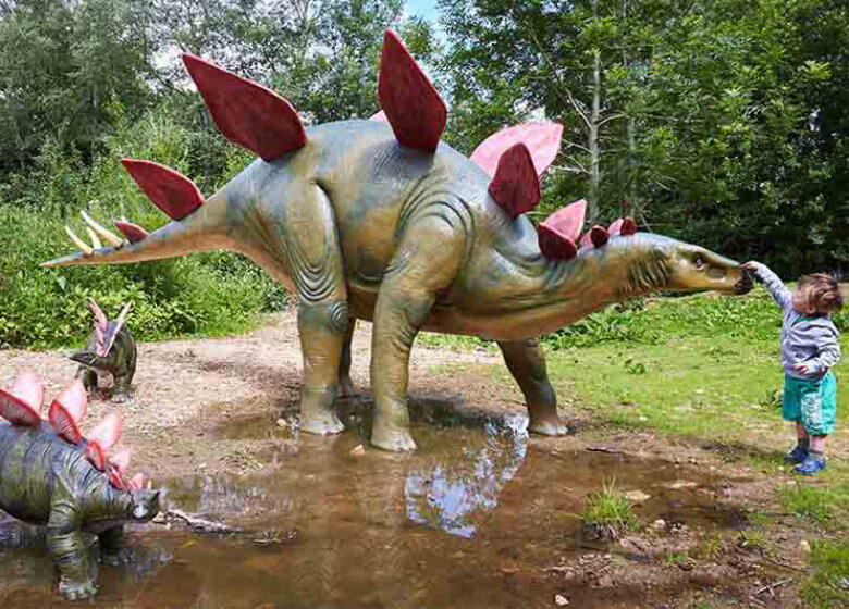 Bourton-on-the-Water Birdland Park & Gardens Jurassic Journey