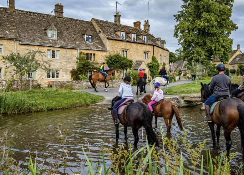 Bourton Vale Equestrian Centre Bourton-in-the-water Riding School